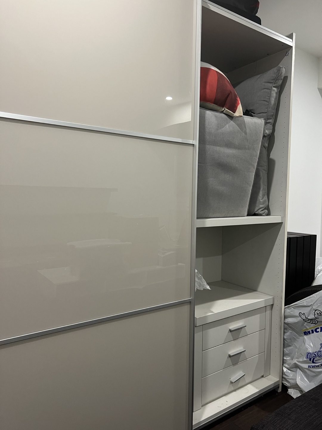 Wardrobe with Sliding Doors - photo 2