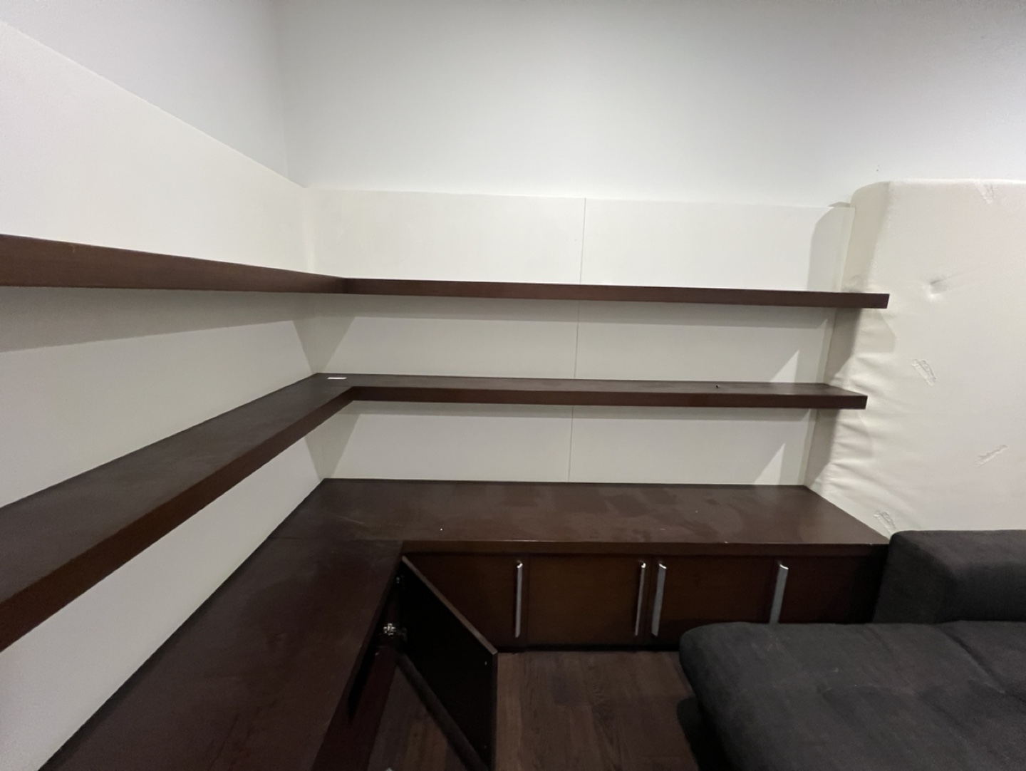 Corner Shelving Unit with Cabinets - photo 2