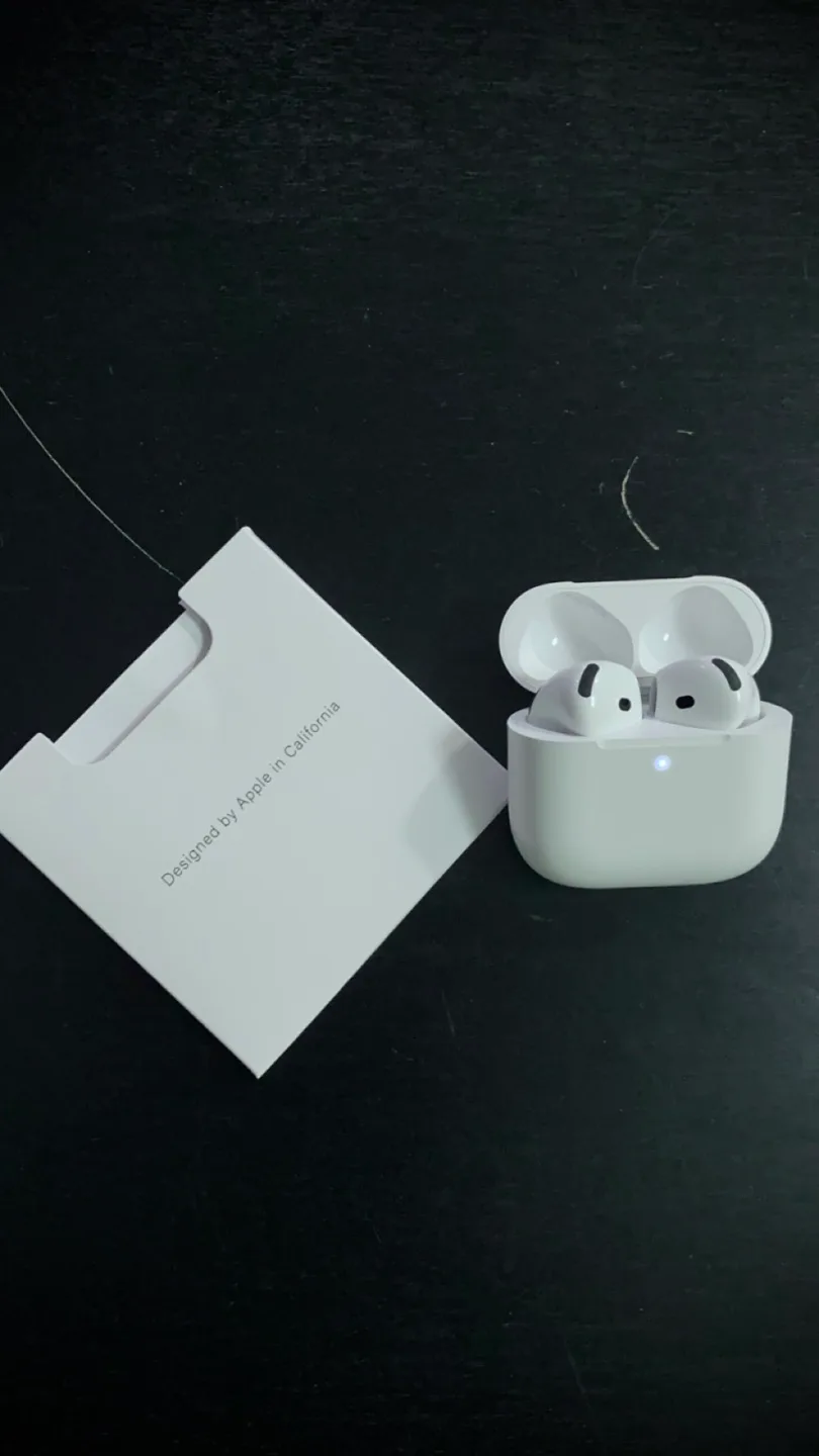 AirPods 4 image indicator(3)