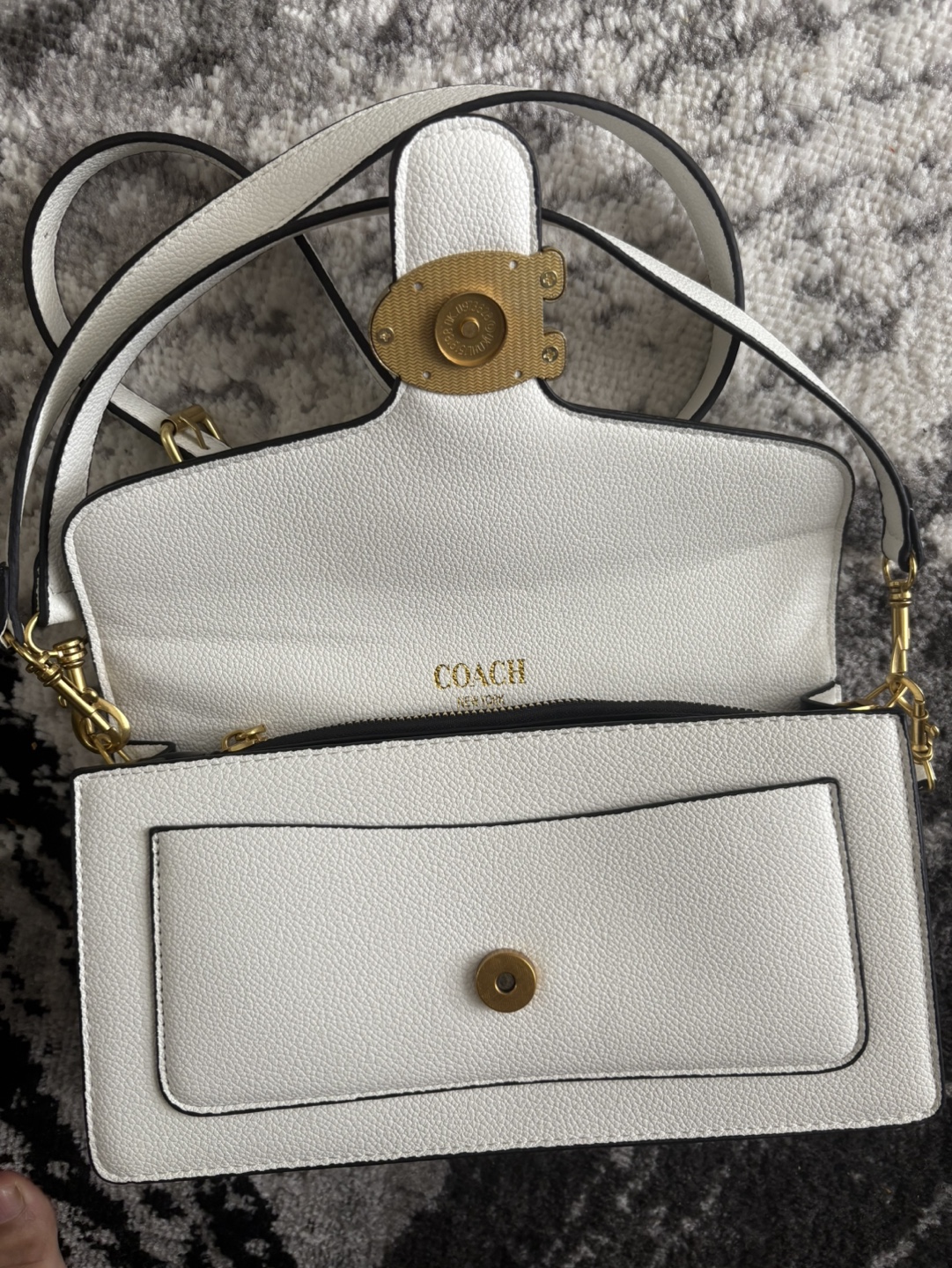 Coach White Leather Crossbody Bag - photo 3