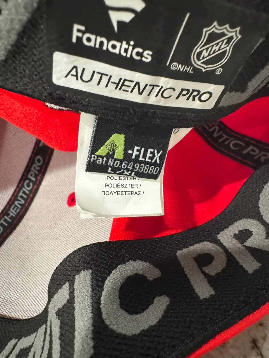 Fanatics Authentic Pro NHL Canada Maple Leaf Red Adjustable Hat image indicator(2)