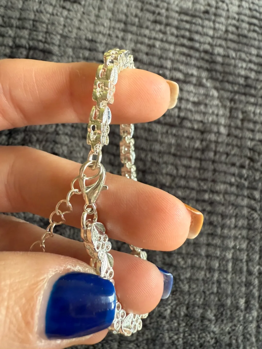 Silver Filigree Bracelet image indicator(3)