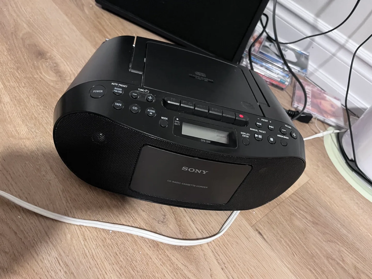 Sony CFD-S55 CD Radio Cassette-Corder image indicator(5)