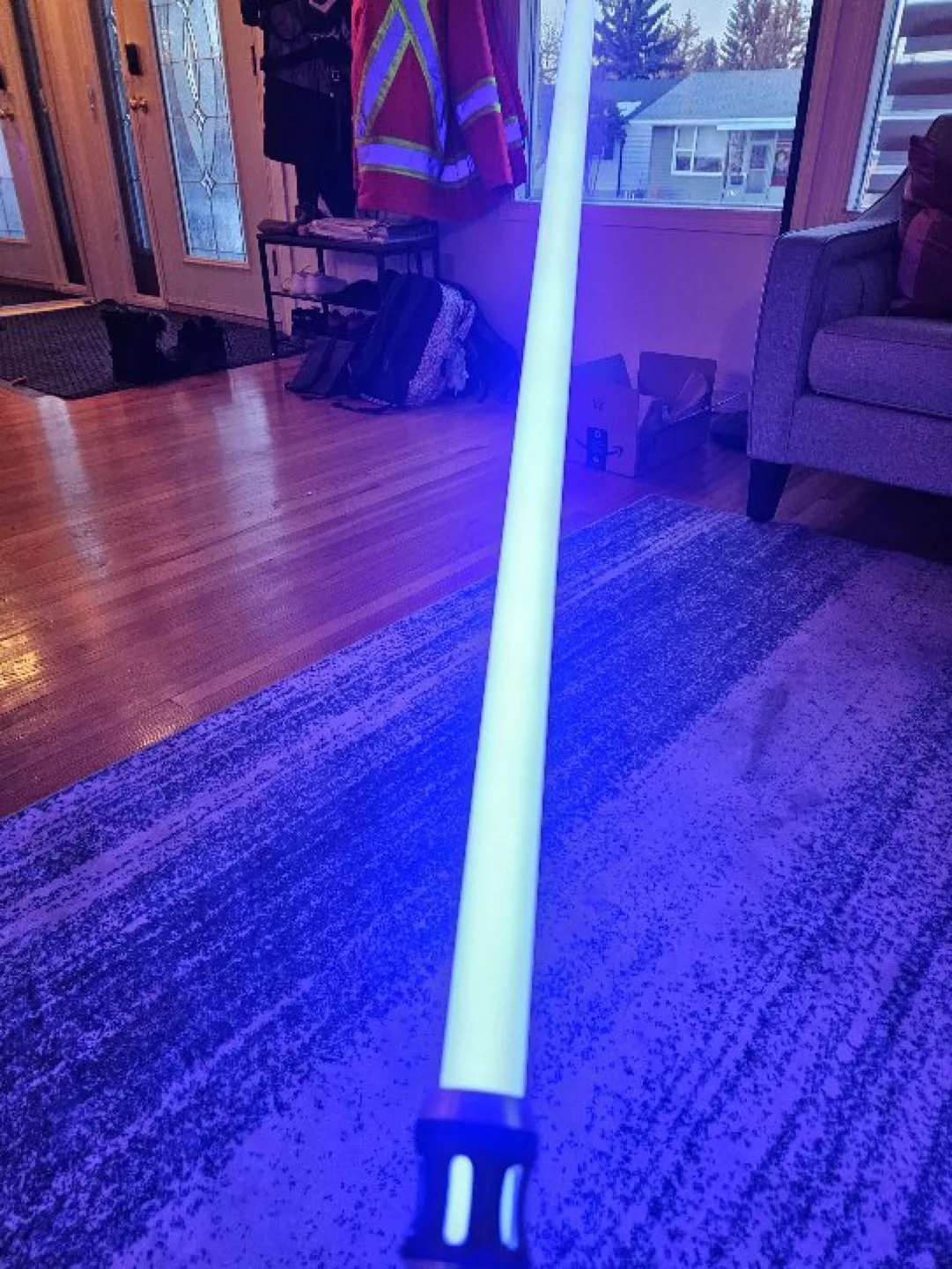 Ultrasaber with Charger image indicator(4)