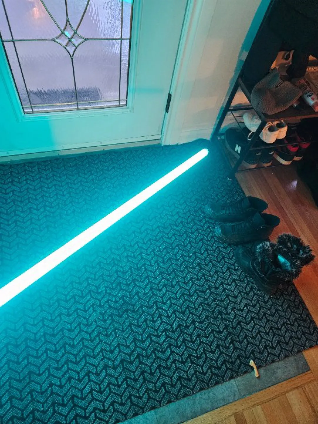 Ultrasaber with Charger image indicator(3)