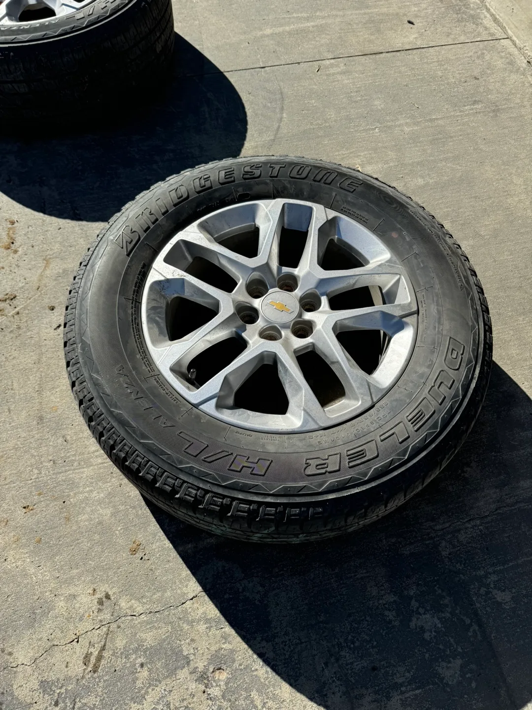 2019 Chevrolet Traverse SUV image indicator(10)