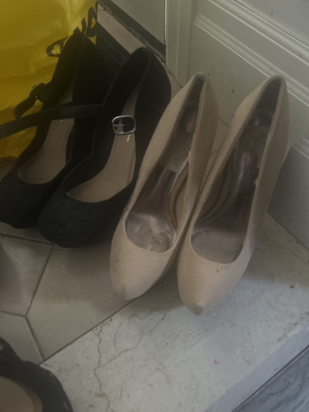 Bundle of Women's Heels - photo 3