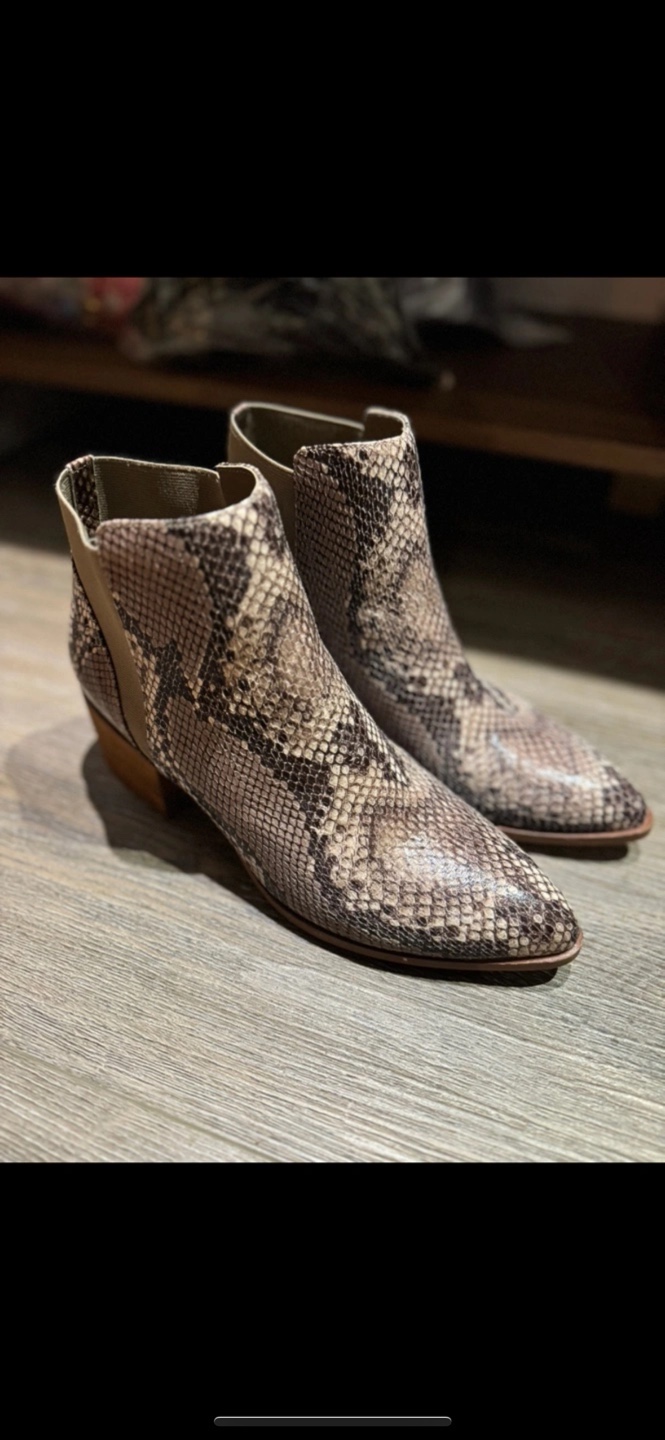 Women’s Boots - photo 3