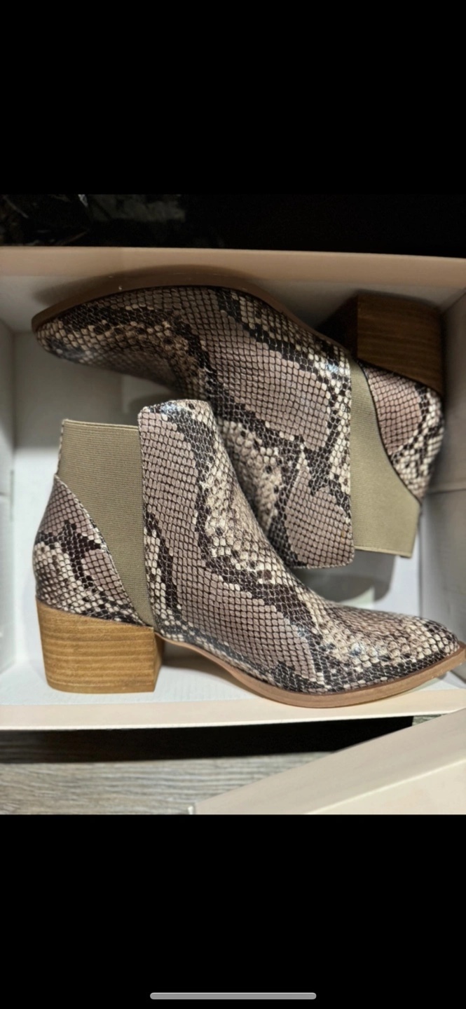 Women’s Boots - photo 2