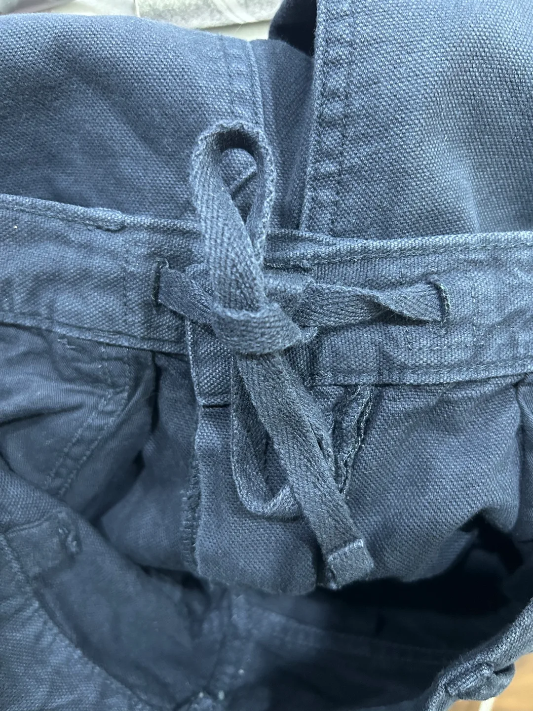 Uniqlo navy utility women’s pants size medium image indicator(4)