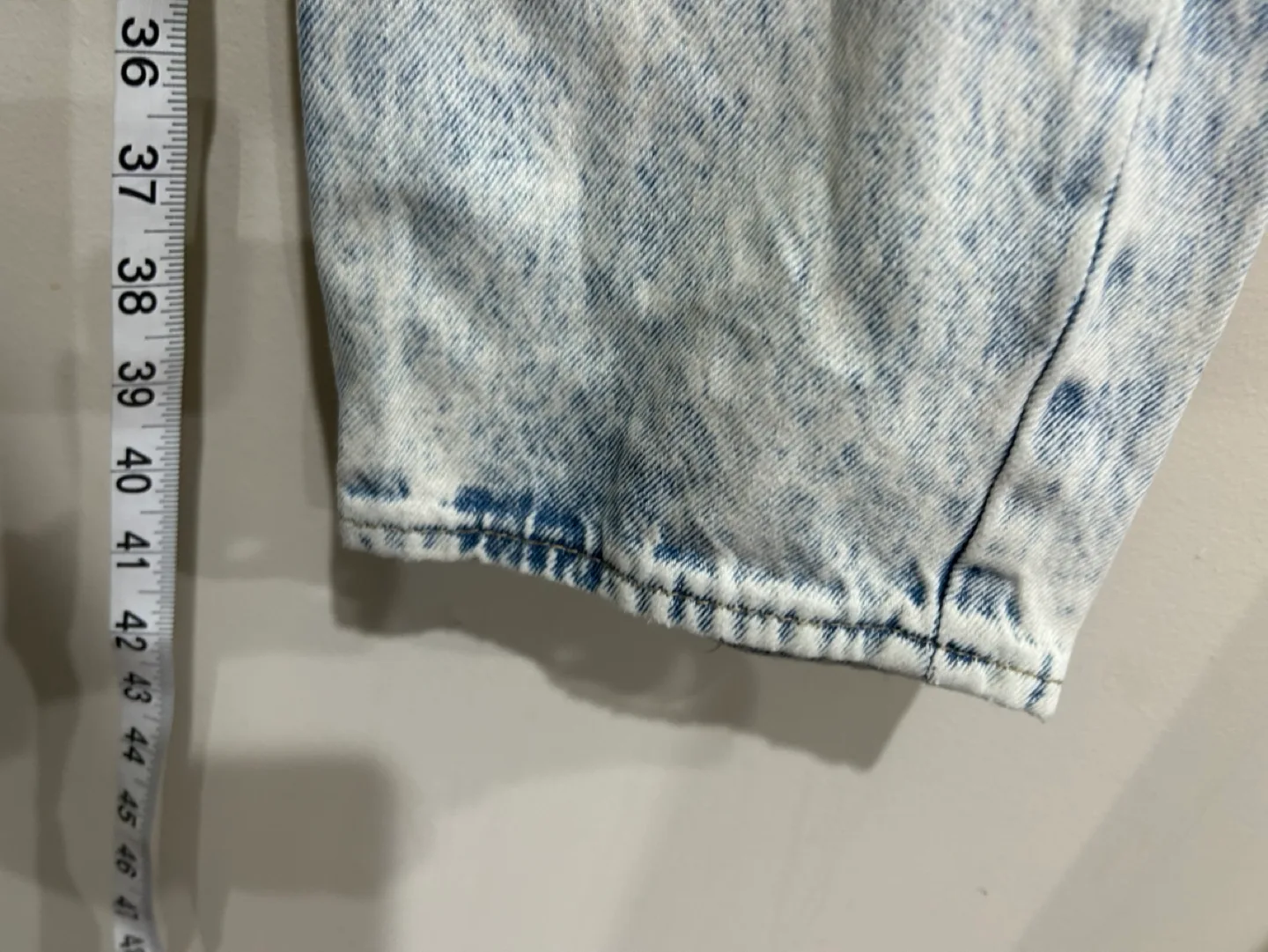 Refuge acid wash 90s high rise denim size 3/4 40” length image indicator(2)