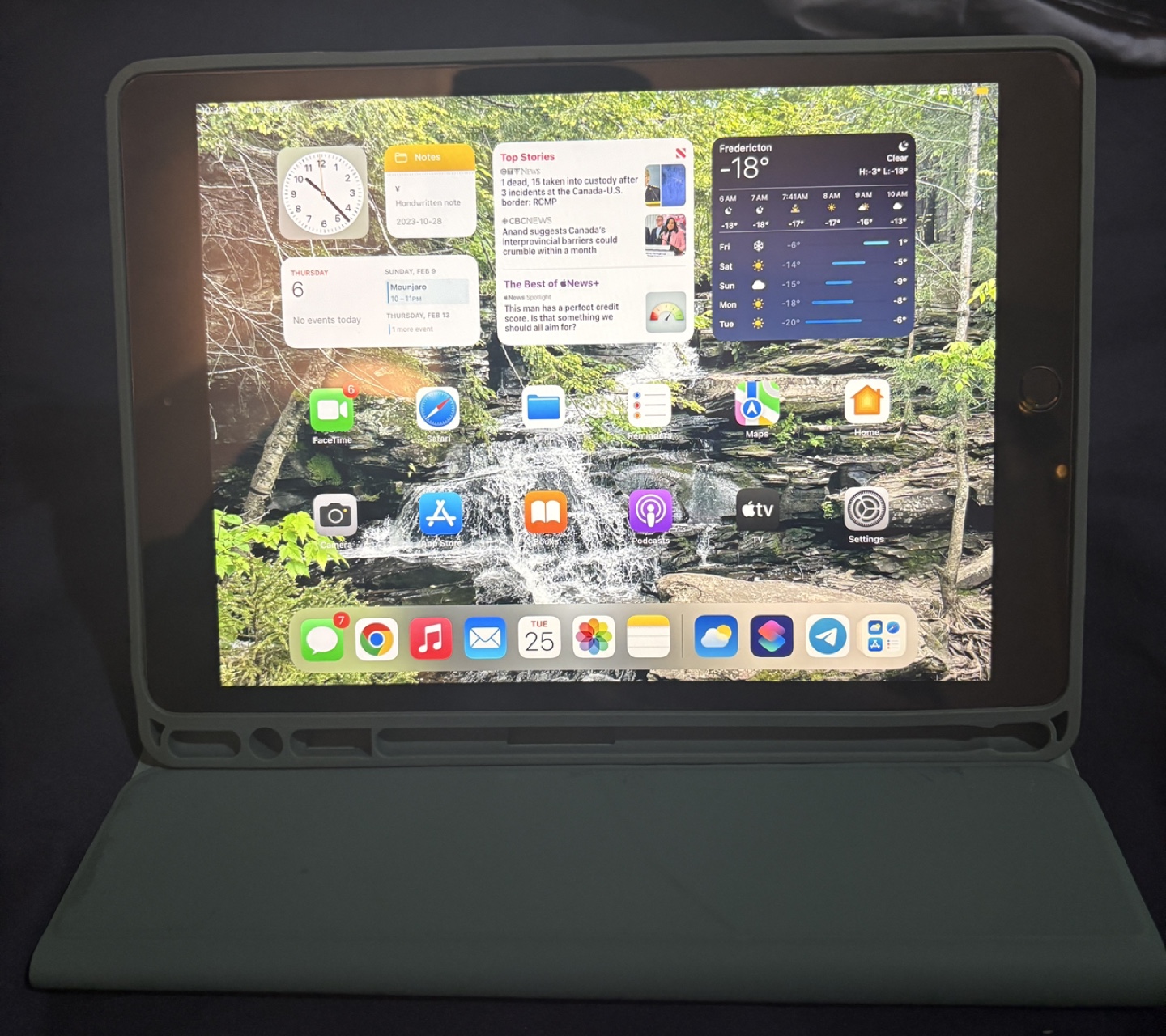 iPad (8th generation) 32GB - Space Grey