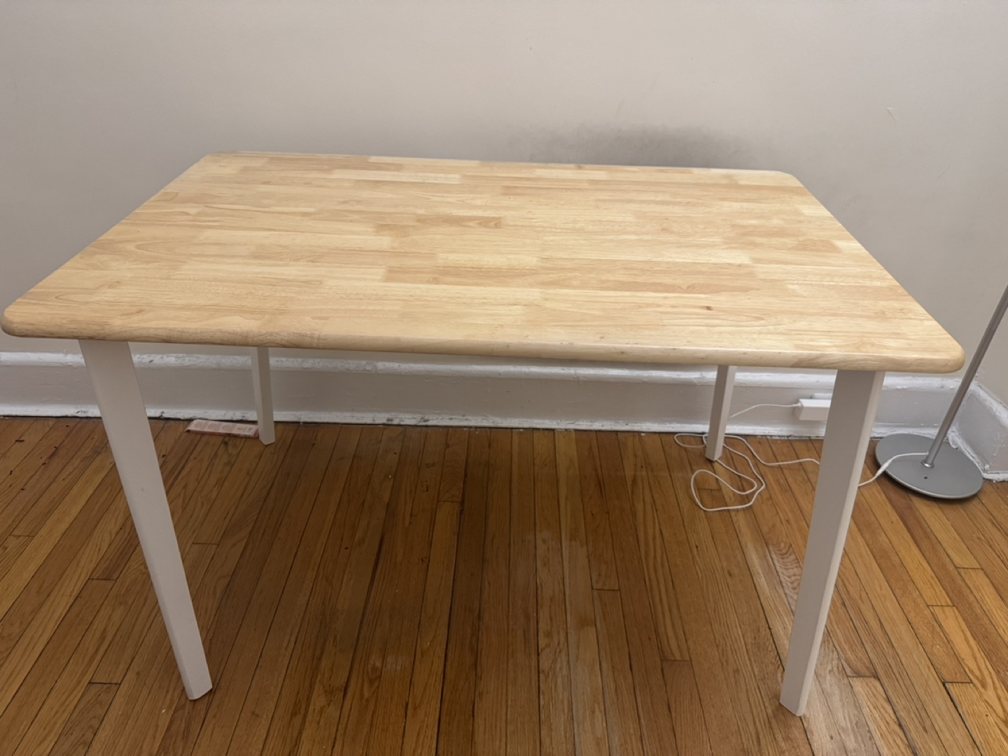 Free delivery Wooden Table