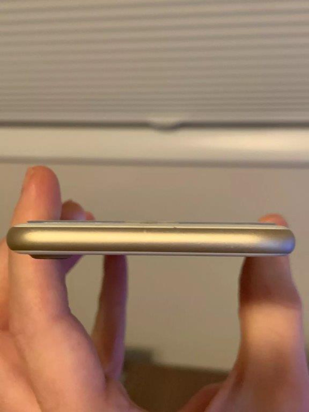 iPhone 7 Gold 32GB - photo 5