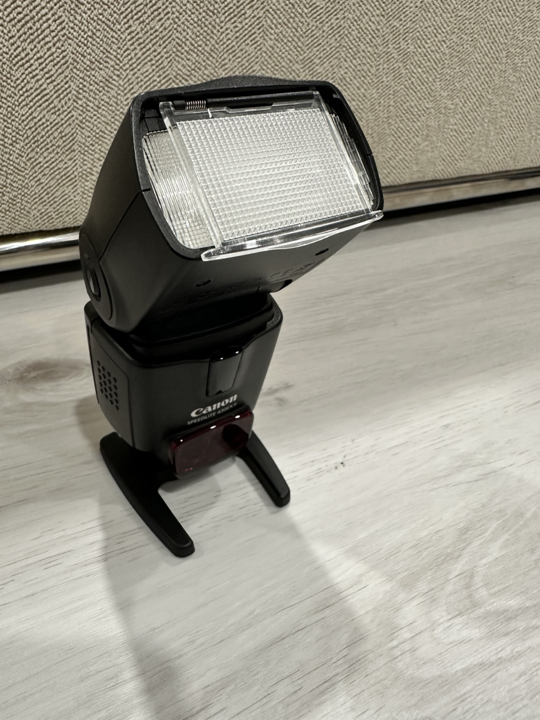 Canon Speedlite 430EX II Flash - photo 2