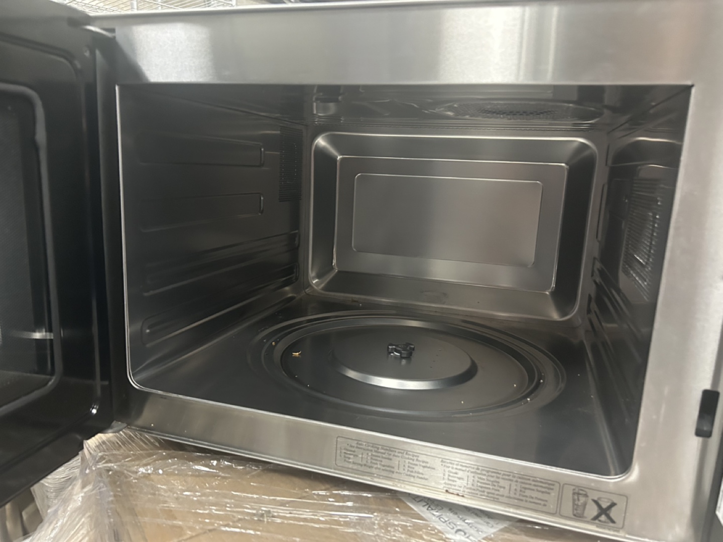 Thermador Microwave - photo 4