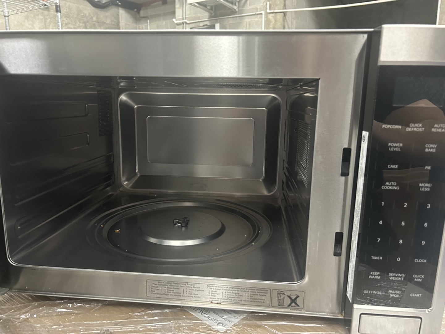 Thermador Microwave - photo 2
