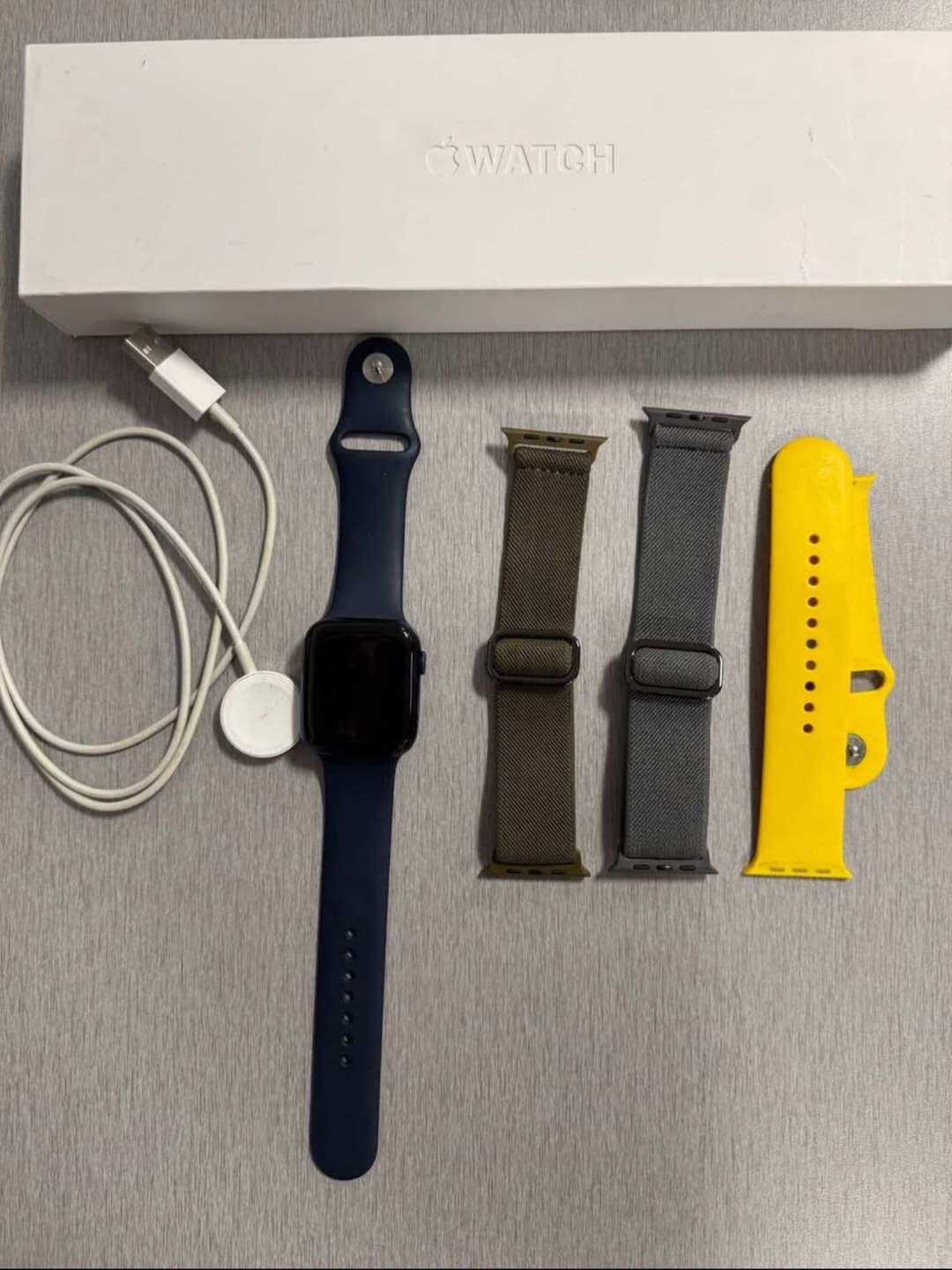Apple Watch Series 6 44mm,Blue Aluminium Case.