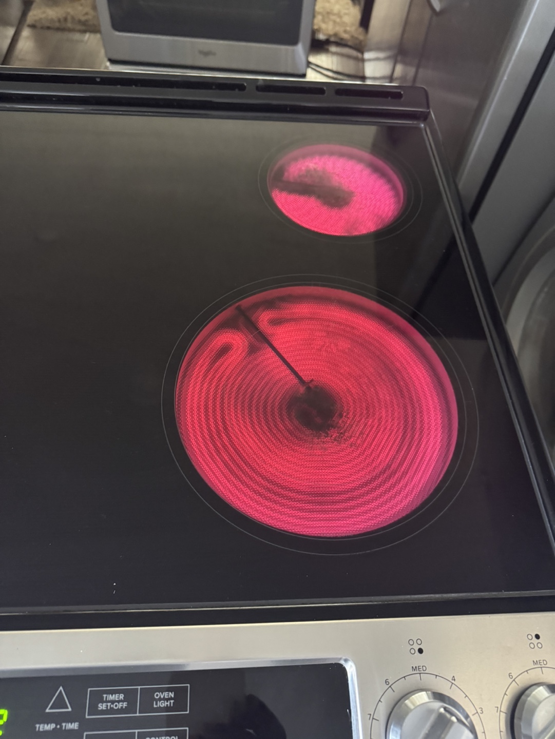 Amana Electric Range - photo 2