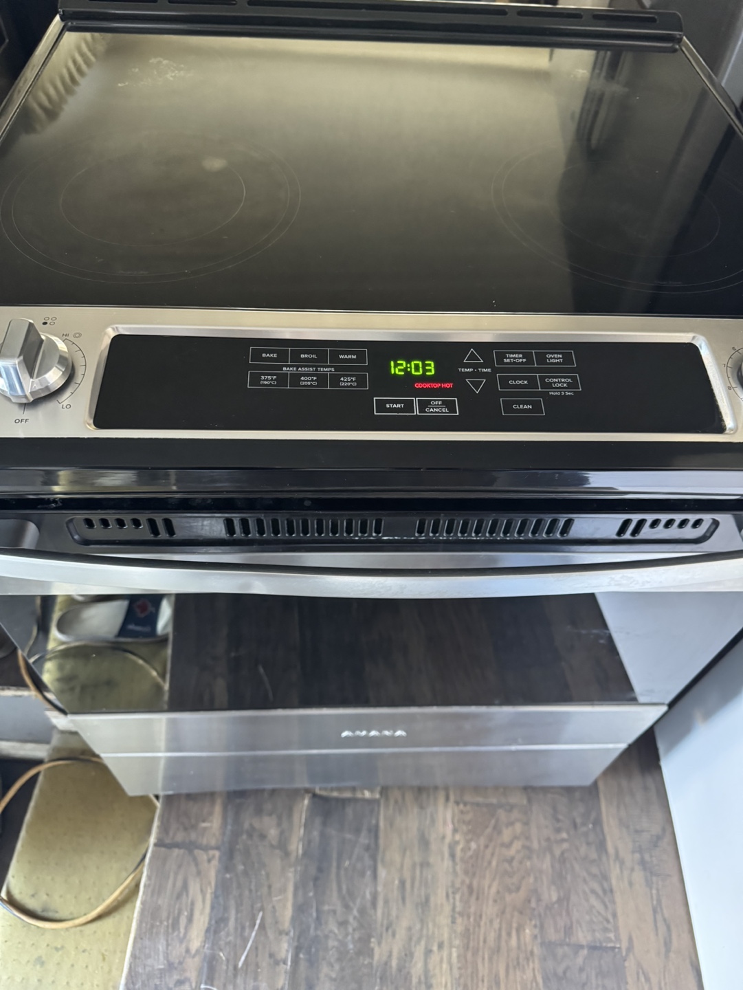 Amana Electric Range - photo 4