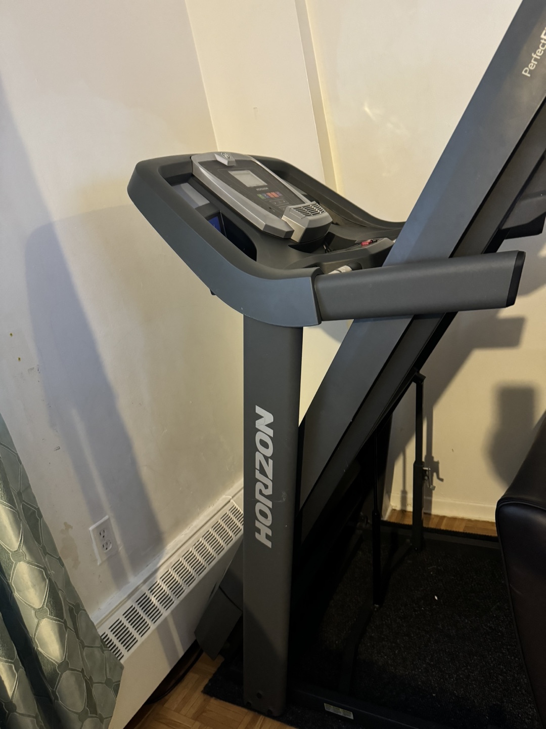 Horizon Fitness CT5.4 Treadmill - photo 2