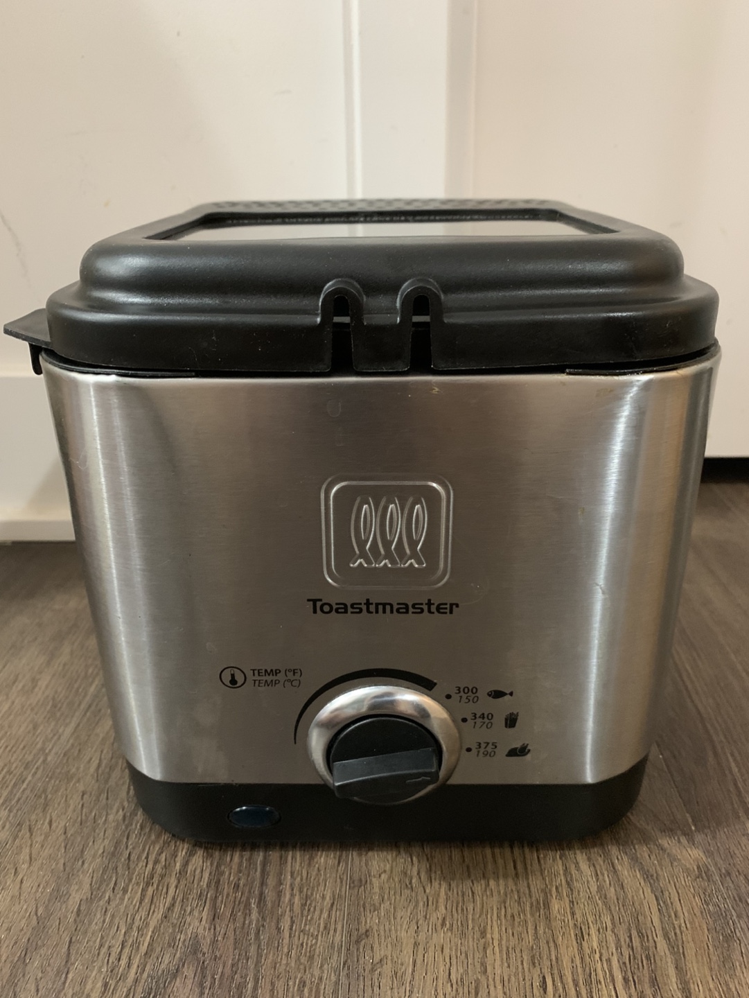 Toastmaster Deep Fryer - Stainless Steel - photo 3