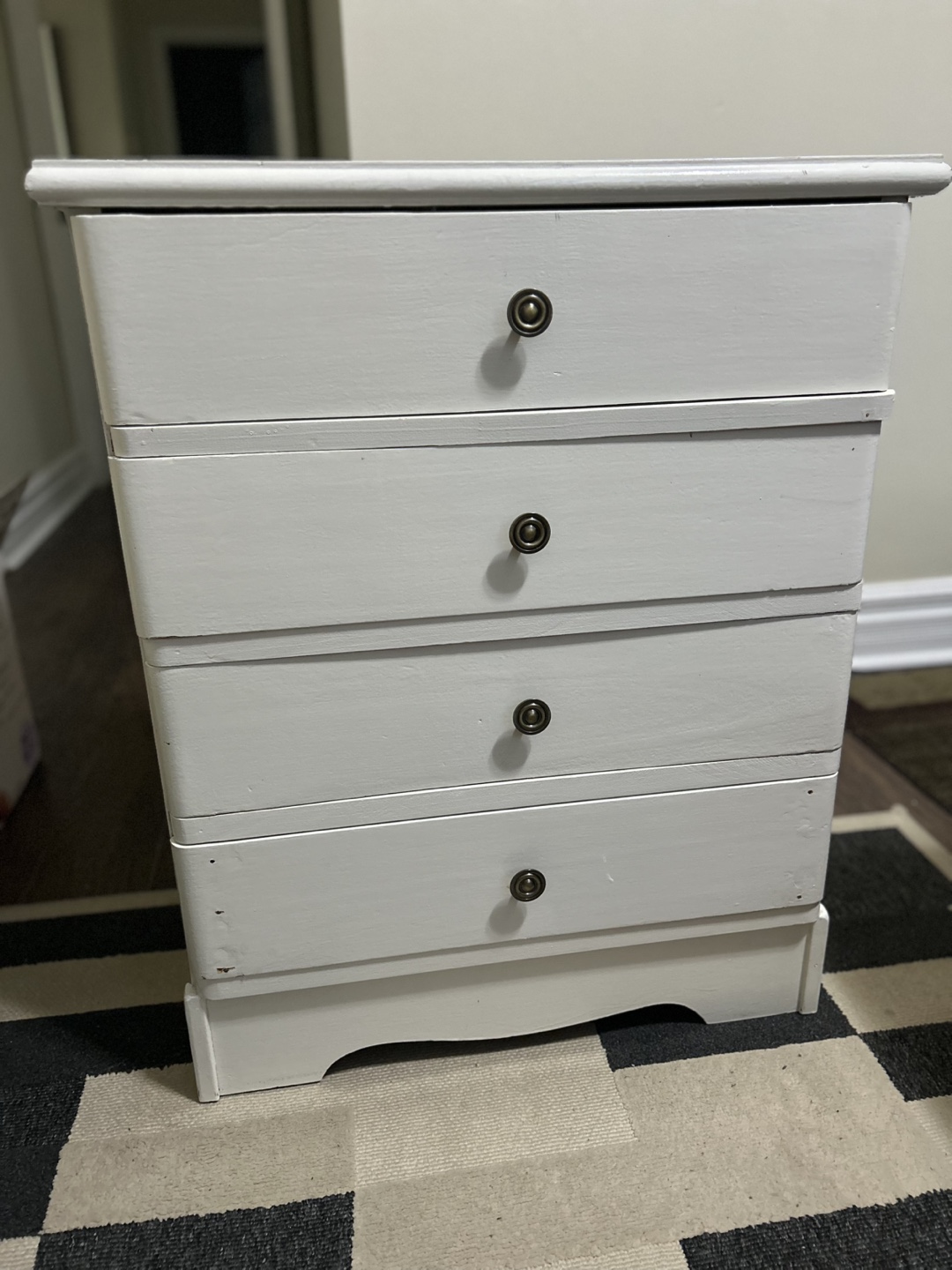 White Four-Drawer Chest - photo 2