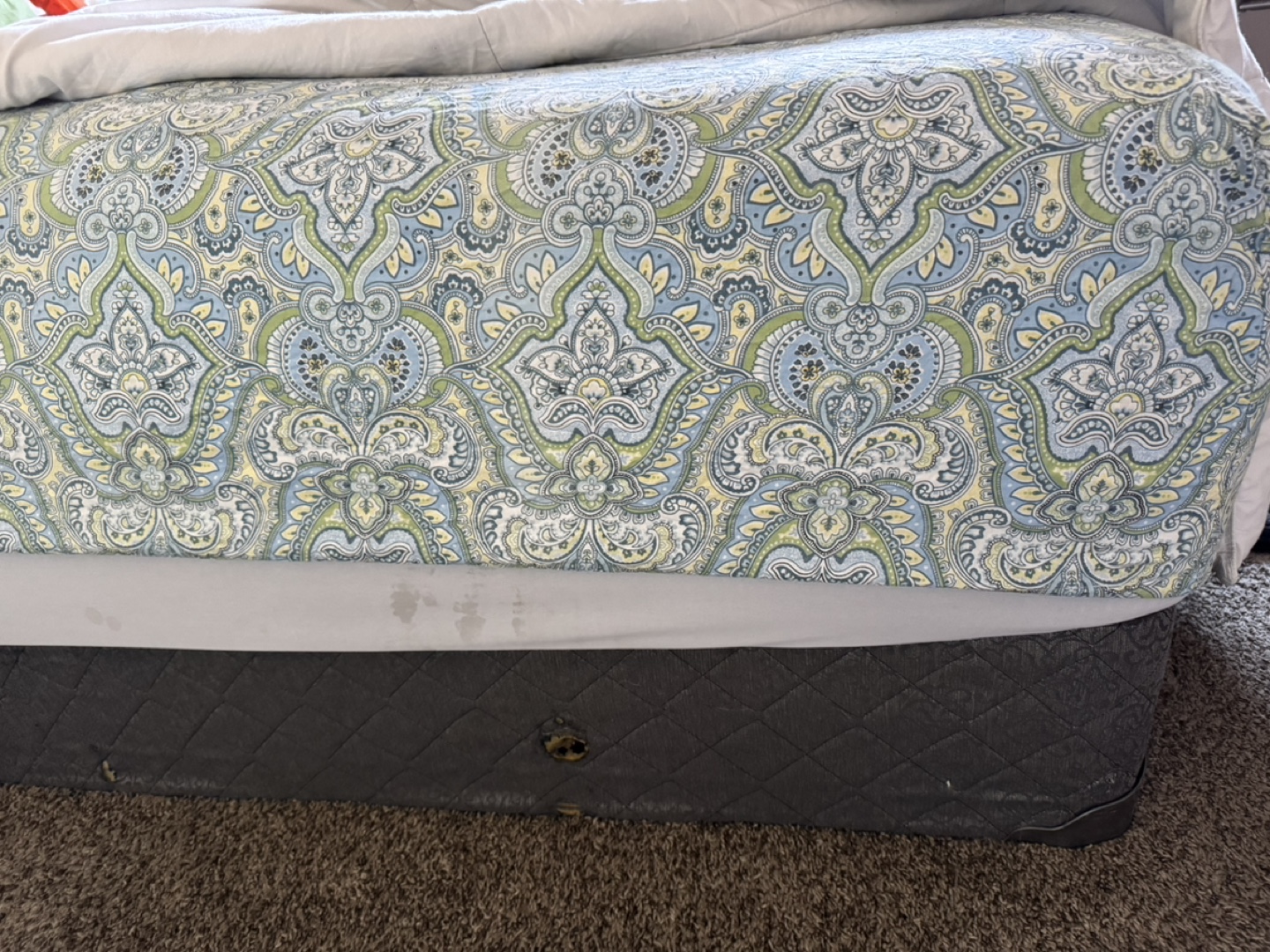 Queen Size Bed Frame with Headboard and mattress - photo 3
