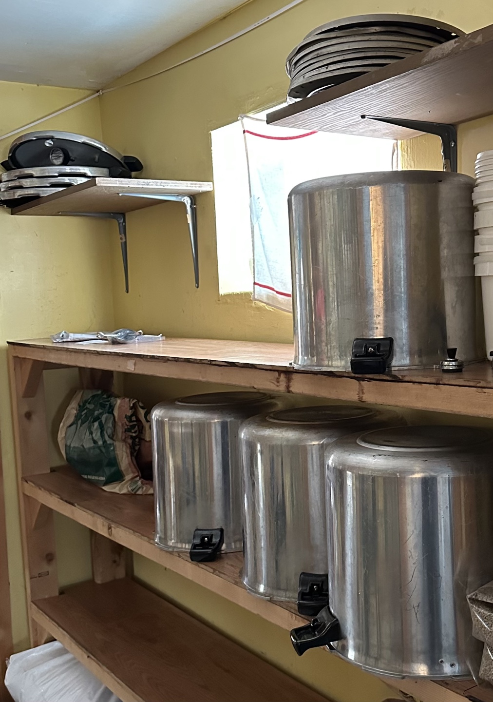 Huge pressure cooking Pots with lids