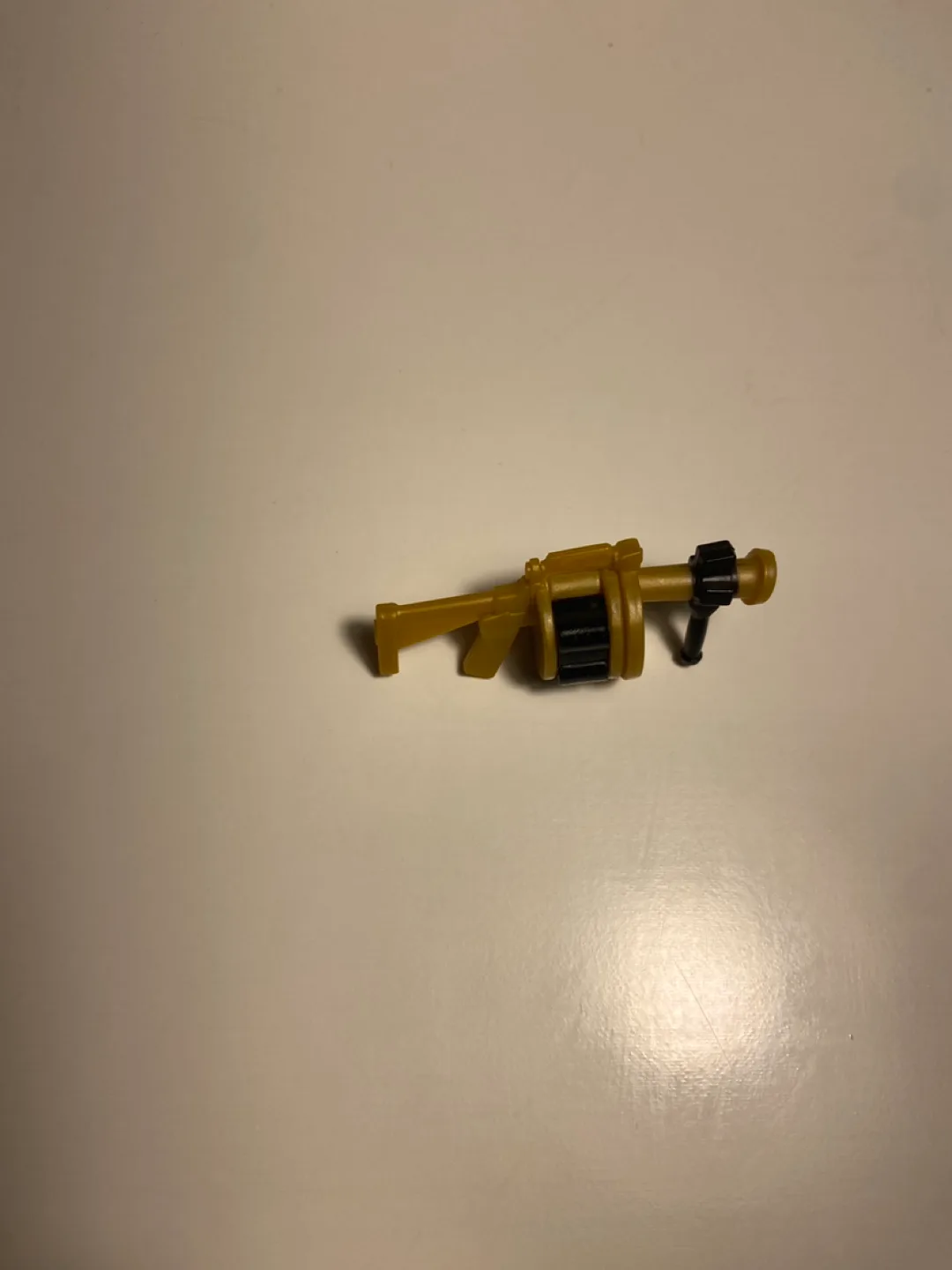 Lot of 8 Fortnite Mini Weapon Toys image indicator(2)