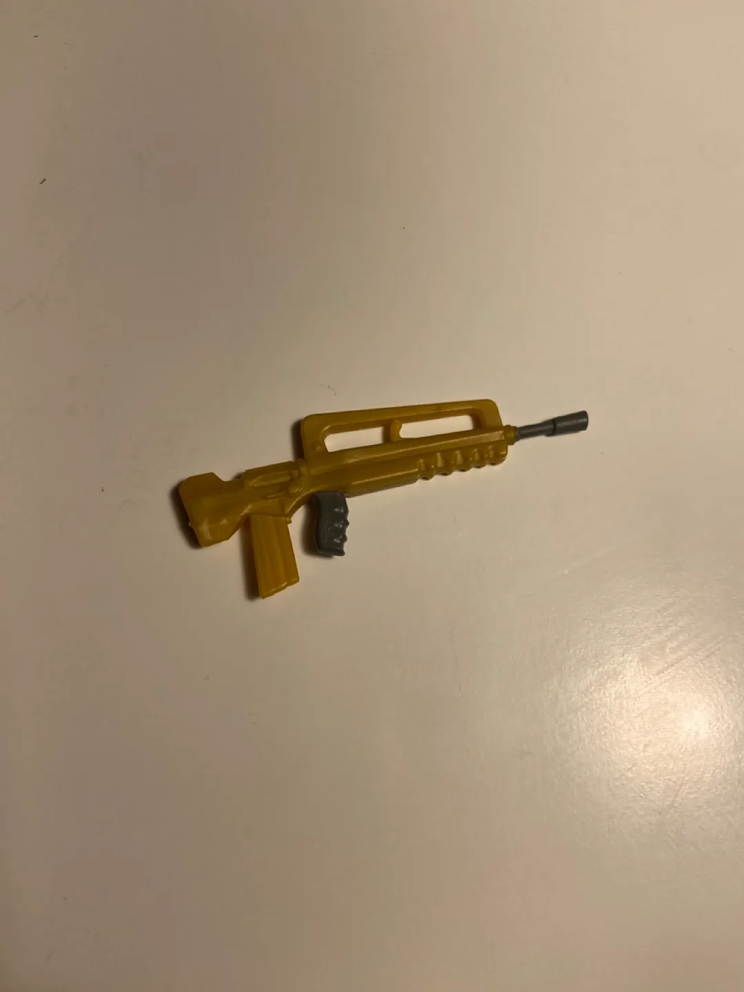 Lot of 8 Fortnite Mini Weapon Toys image indicator(3)