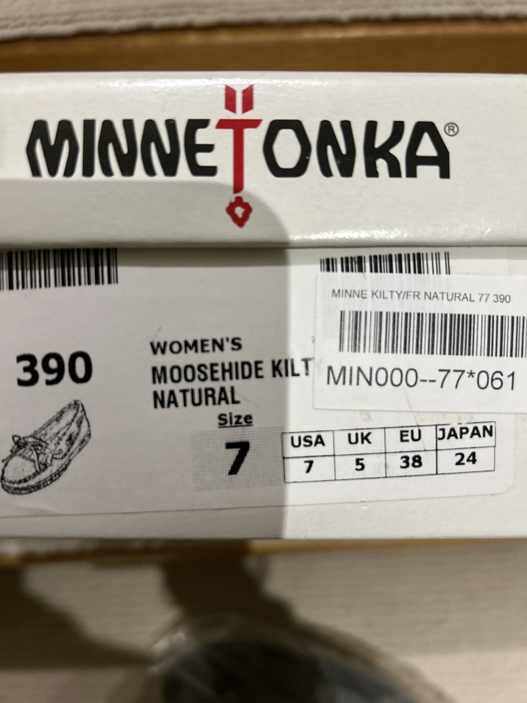 NEW - Minnetonka Women's Moose-hide Moccasins - Size 7 - photo 5
