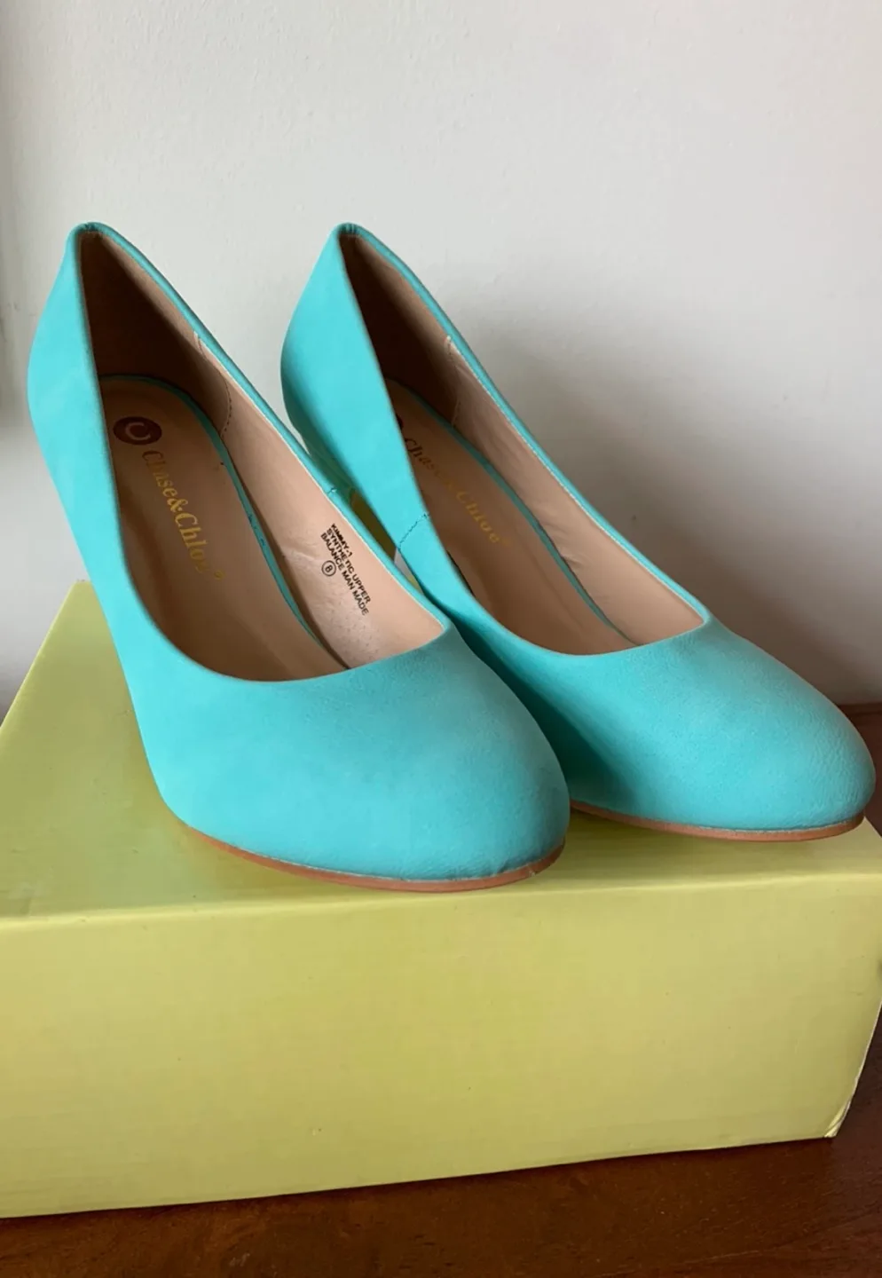 Chase & Chloe Mint Green Heels - Size 8 image indicator(2)