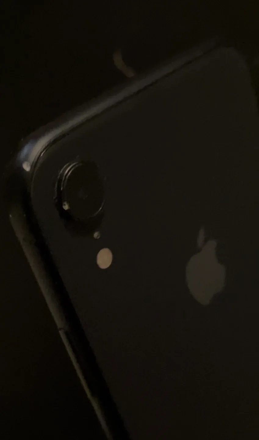 IPhone XR (Unlocked) image indicator(6)