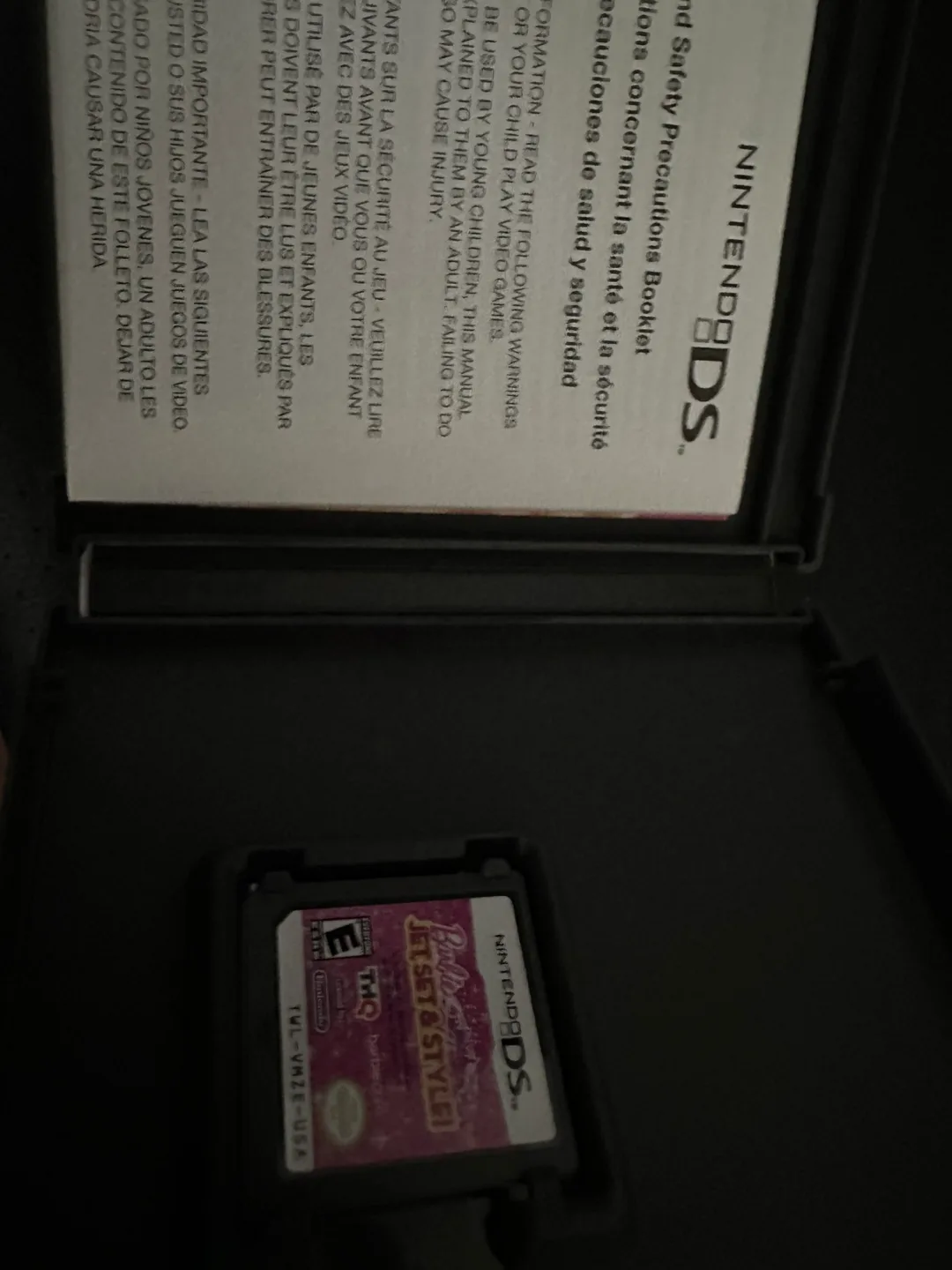 Barbie Jet Set & Style Nintendo DS Game image indicator(2)