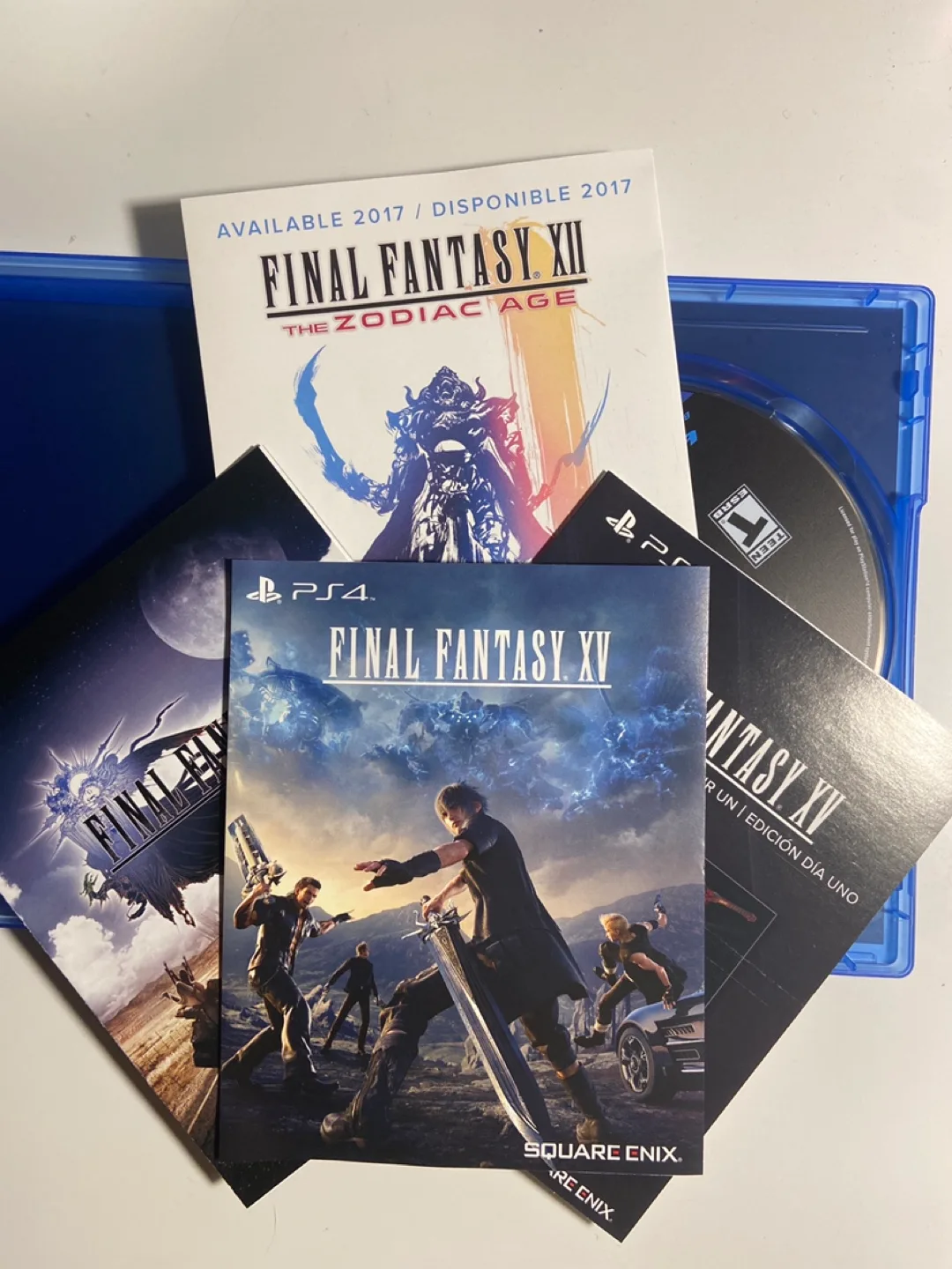 Final Fantasy XV Day One Edition PS4 image indicator(2)