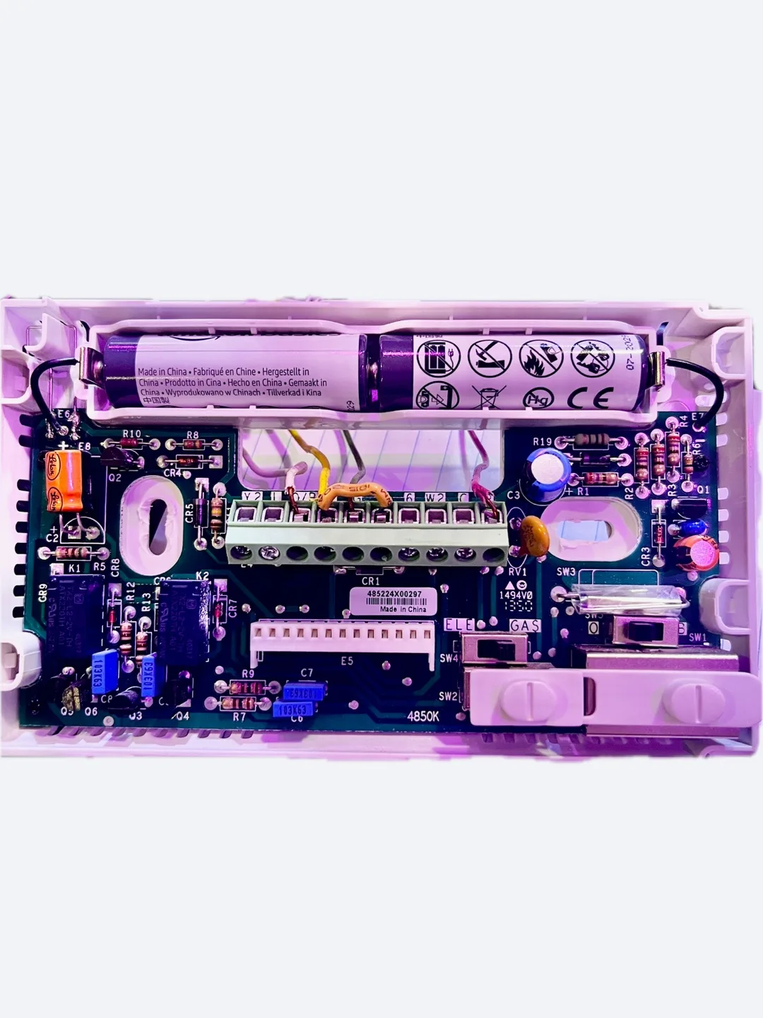 ❤️White-Rodgers UP300C Programmable Thermostat image indicator(4)