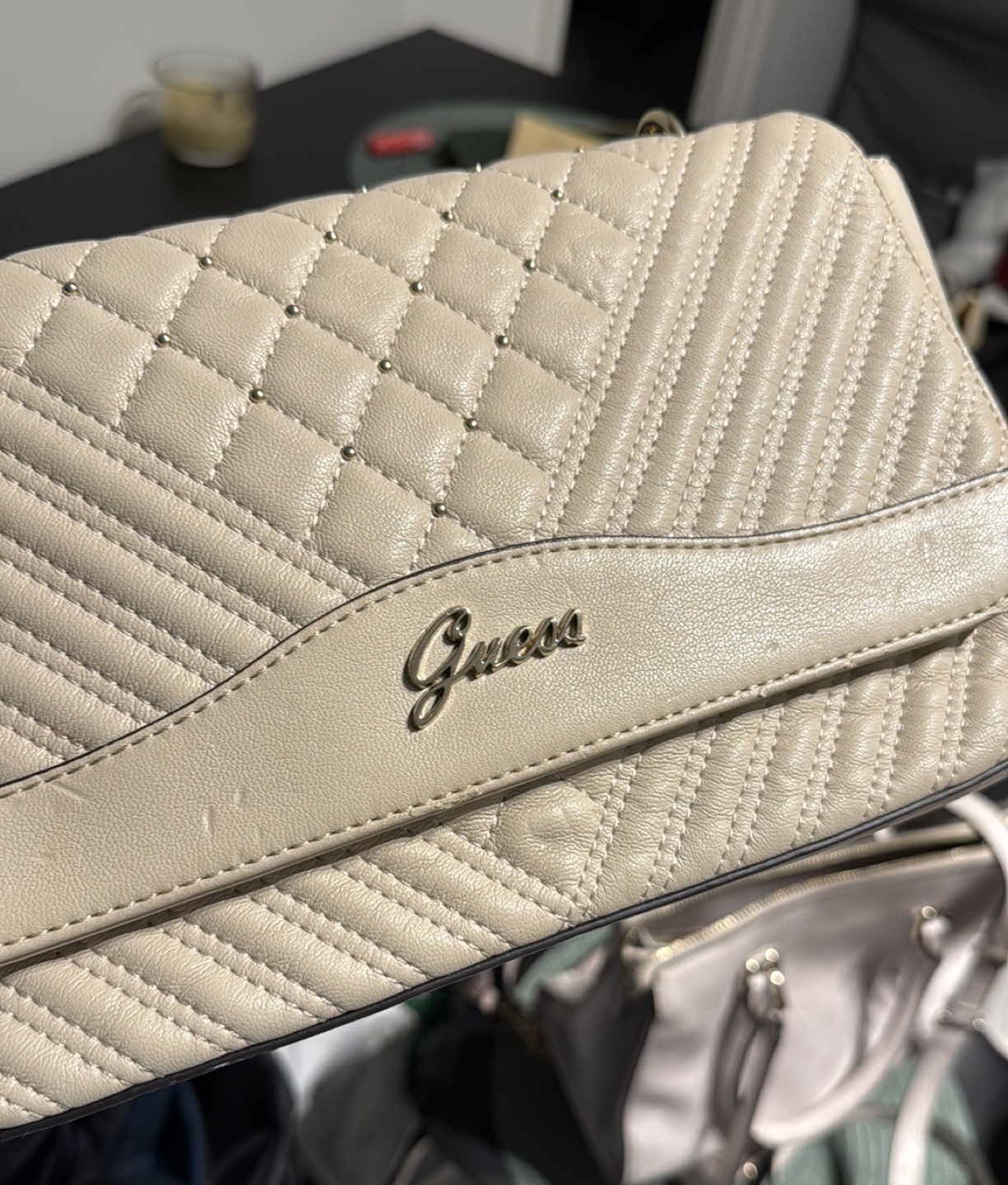 Guess Beige Quilted Chain Bag - photo 5
