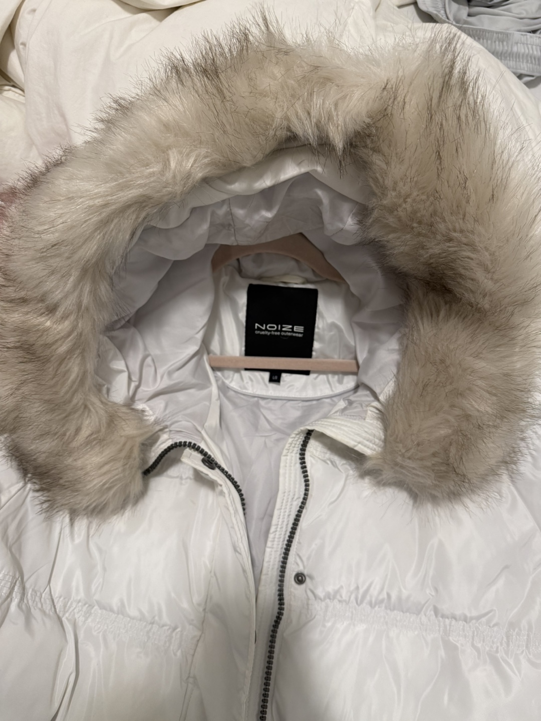 NOIZE White Puffer Jacket with Faux Fur Trim - photo 5