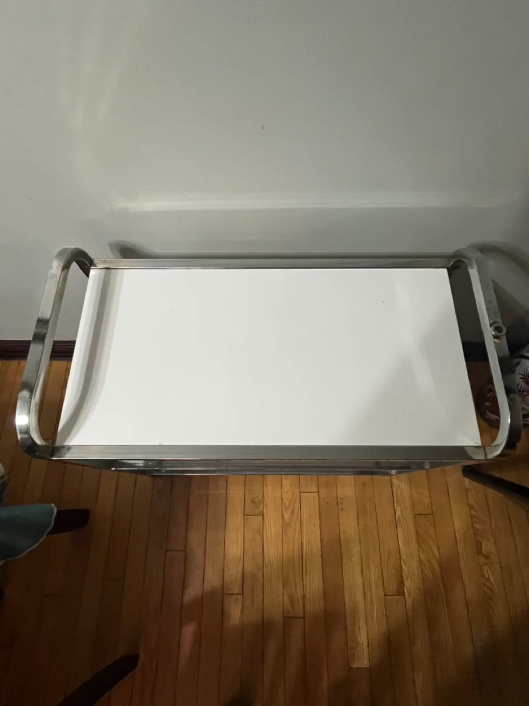 Three-Tier Chrome Cart image indicator(3)