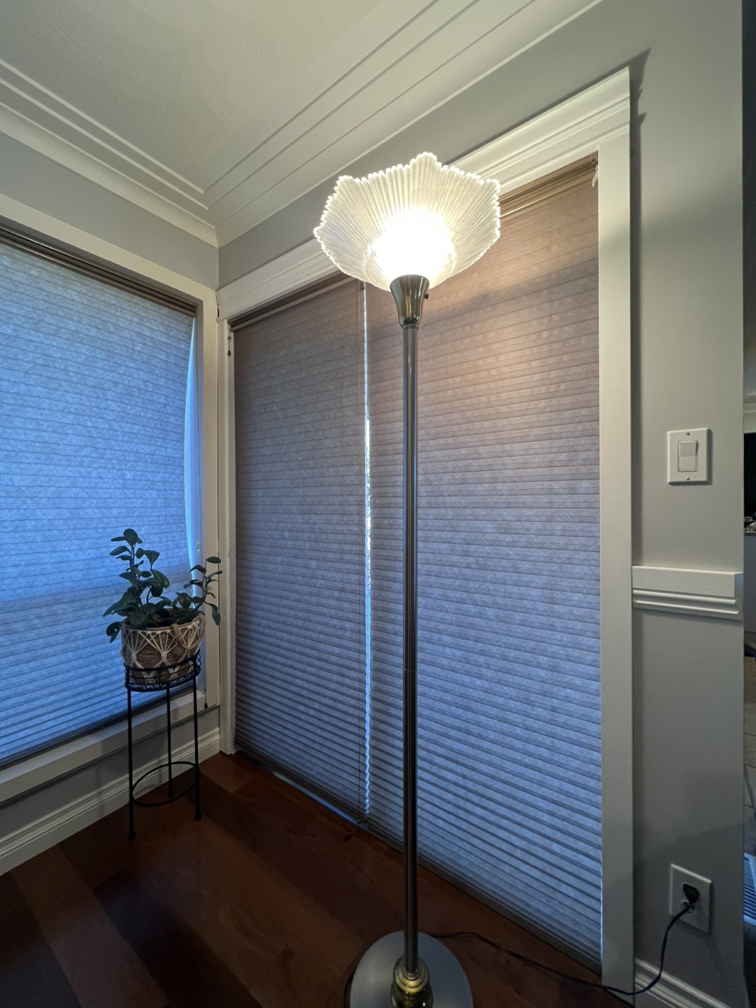Mid-Century Modern Floor Lamp - photo 3