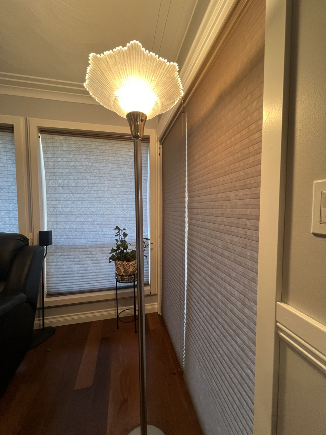 Mid-Century Modern Floor Lamp