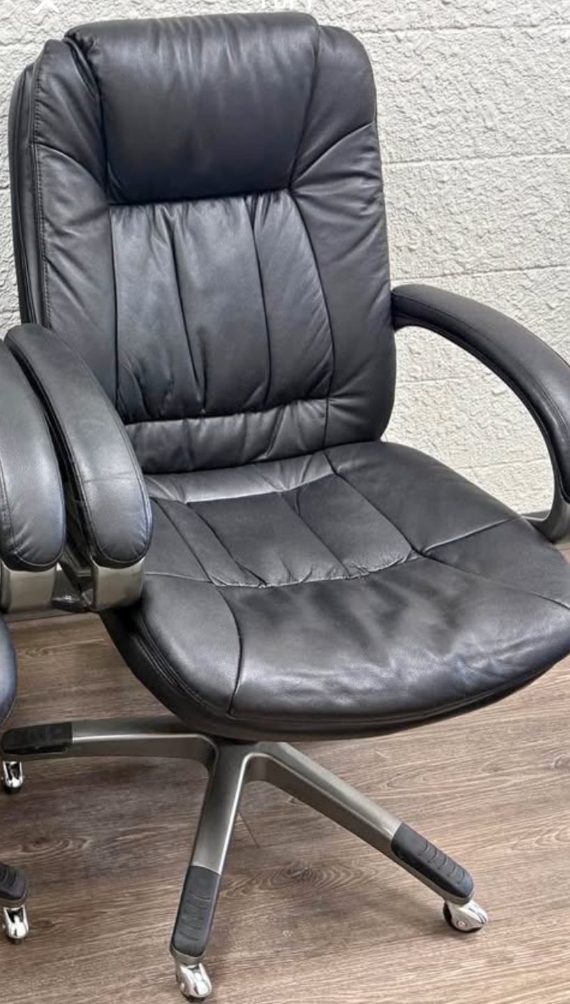 Black Leather Executive Office Chair