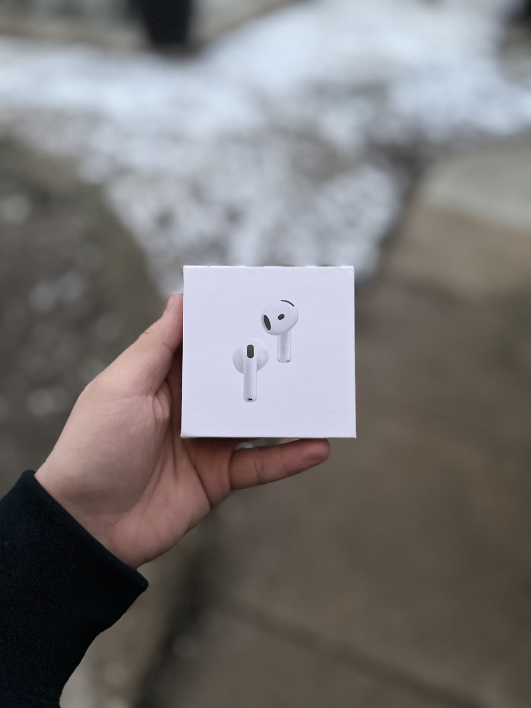 AirPods 4