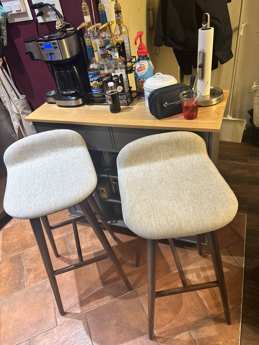 Pair of Mid-Century Modern Bar Stools - photo 2