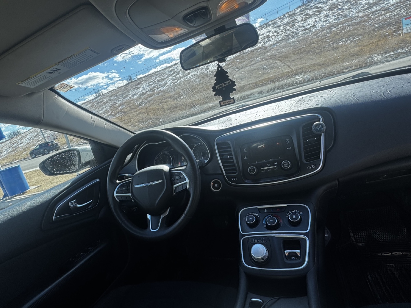 2016 Chrysler 200 Sedan - photo 4