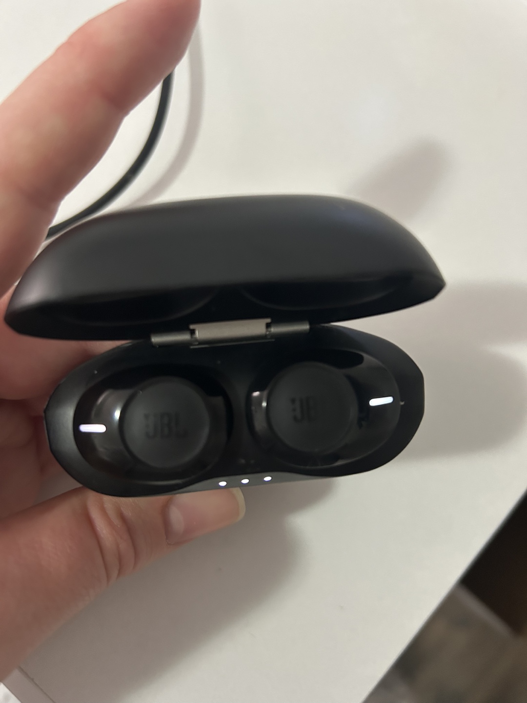 JBL True Wireless Earbuds - photo 3