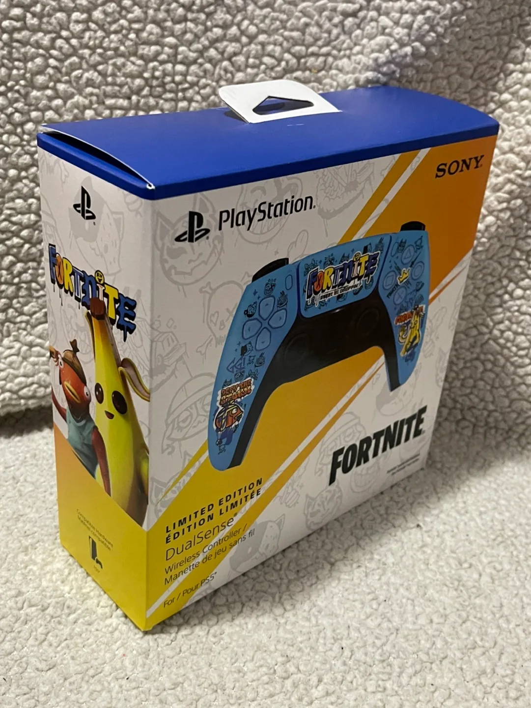 NEW Limited Edition Fortnite PS5 DualSense Controller image indicator(2)