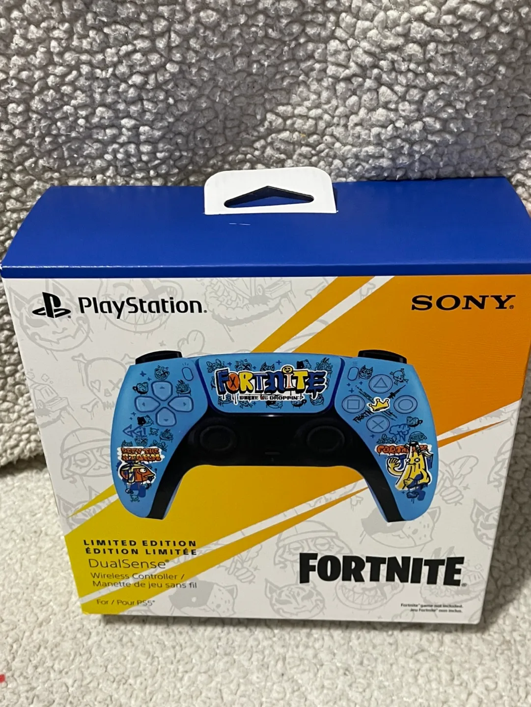 NEW Limited Edition Fortnite PS5 DualSense Controller image indicator(8)