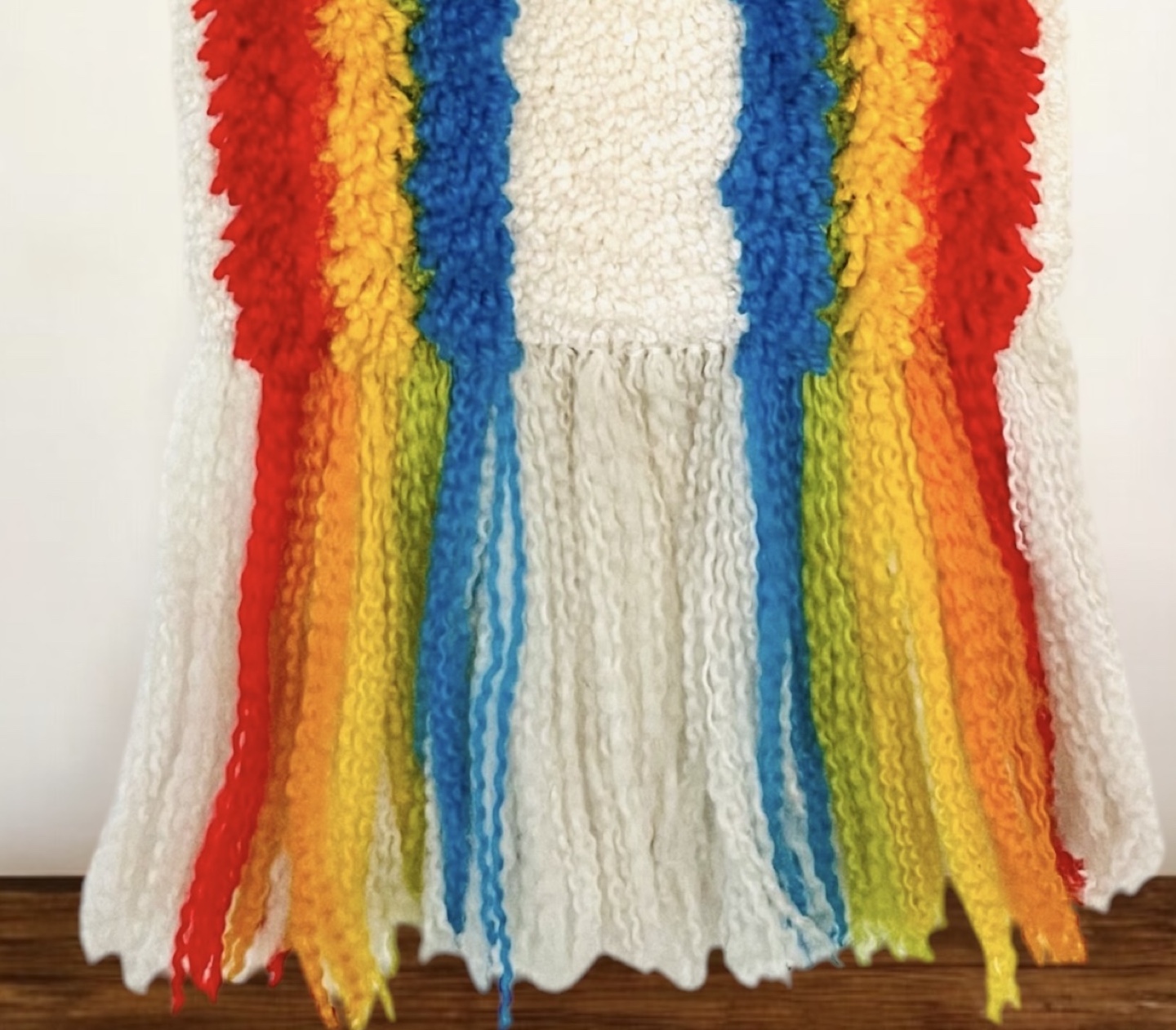 Rainbow Wall Hanging Latch Hook - photo 3